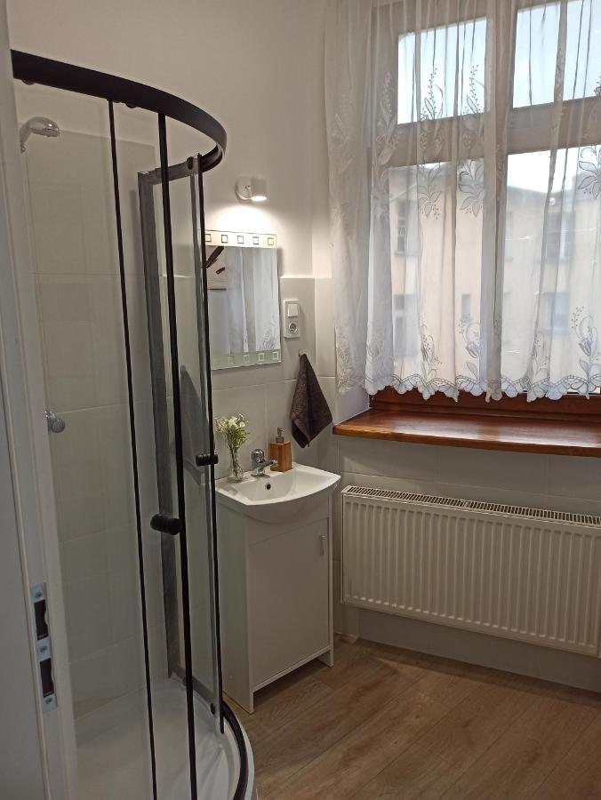 Cztery Katy W Rynku Apartment วาลบ์จิก ภายนอก รูปภาพ