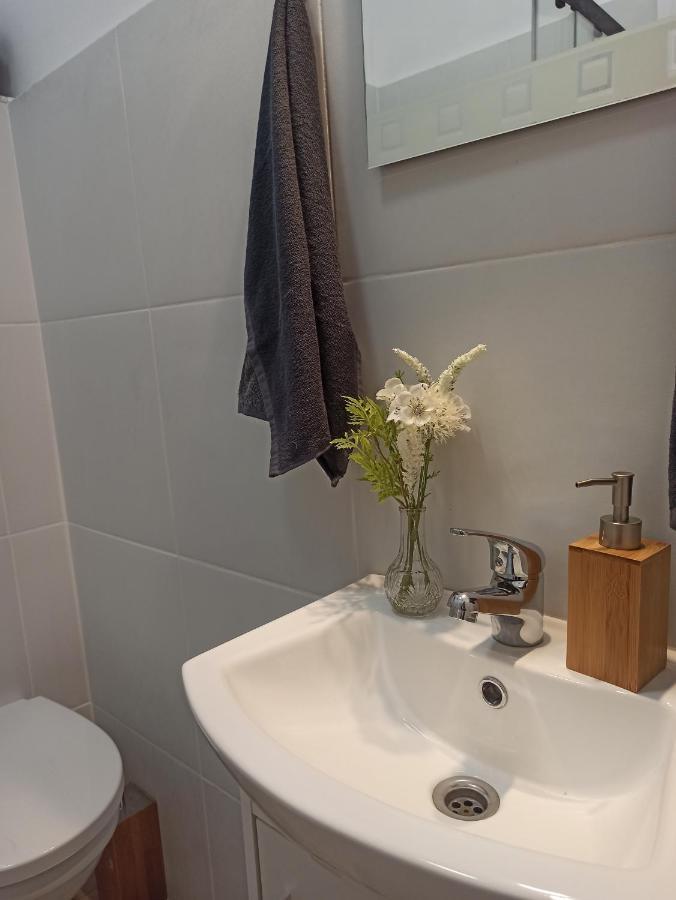 Cztery Katy W Rynku Apartment วาลบ์จิก ภายนอก รูปภาพ